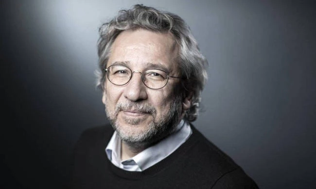 Τούρκος δημοσιογράφος: Ο Ερντογάν πρέπει να συλληφθεί και να δικαστεί για εγκλήματα κατά της ανθρωπότητας